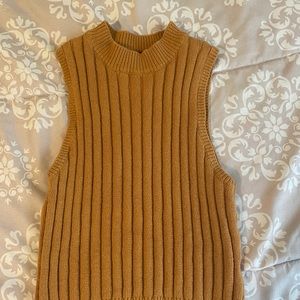 small yellow knit sleeveless crop